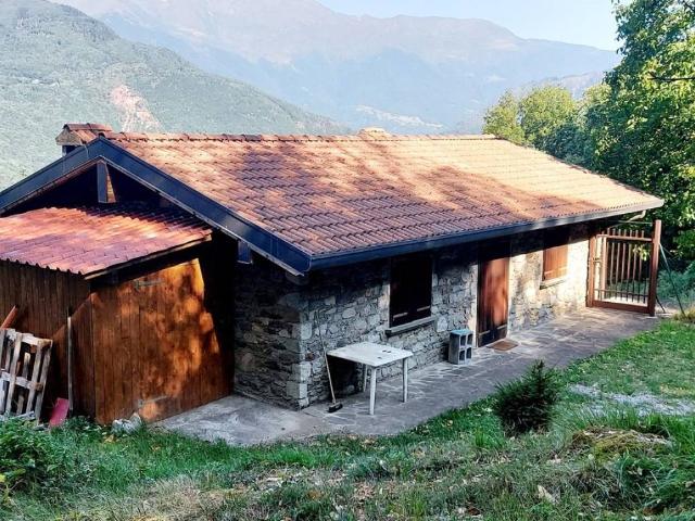 Rustico in vendita a Comunità montana della valle Camonica, Cedegolo