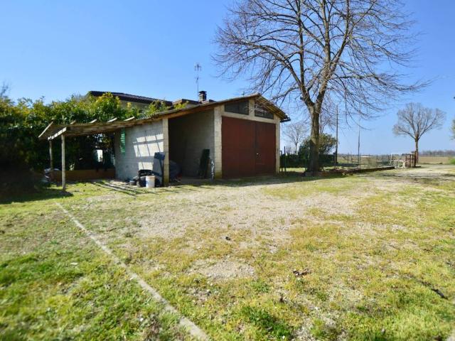Rustico in vendita a Ceggia, Veneto