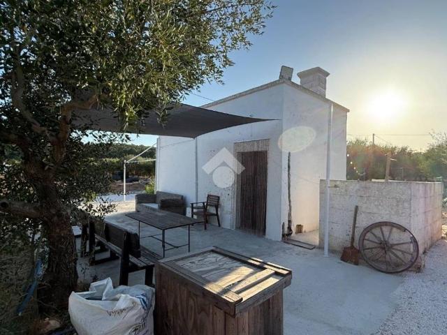 Rustico in vendita a Borgo Rurale Pascarosa, Ostuni