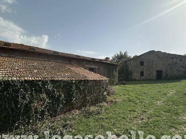 Rustico in vendita a Viterbo, Lazio