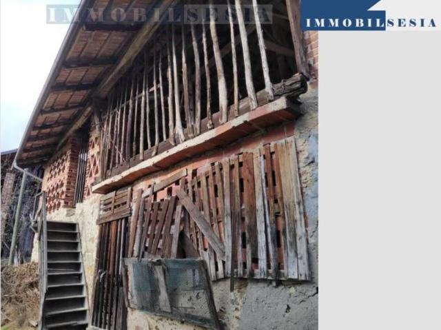 Rustico in vendita a Cellio con Breia, Piemonte