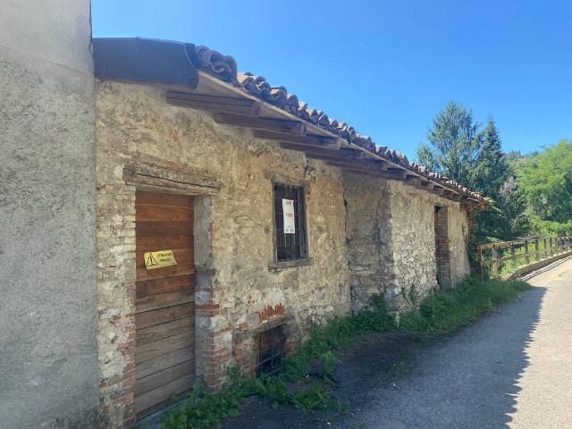 Rustico in vendita a Cenate Sopra, Lombardia