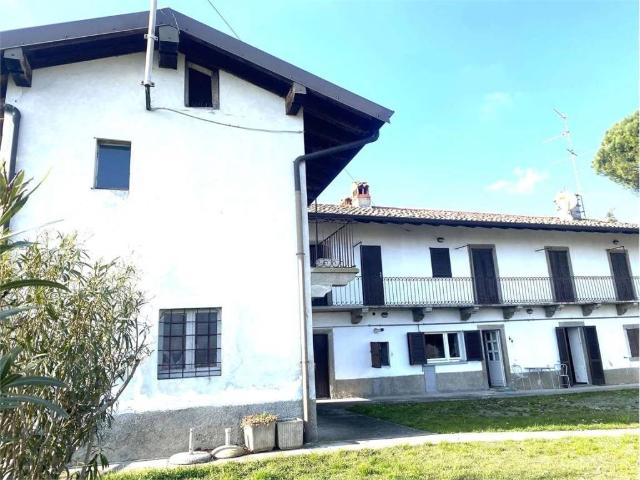 Rustico in vendita a Cenate Sotto, Lombardia