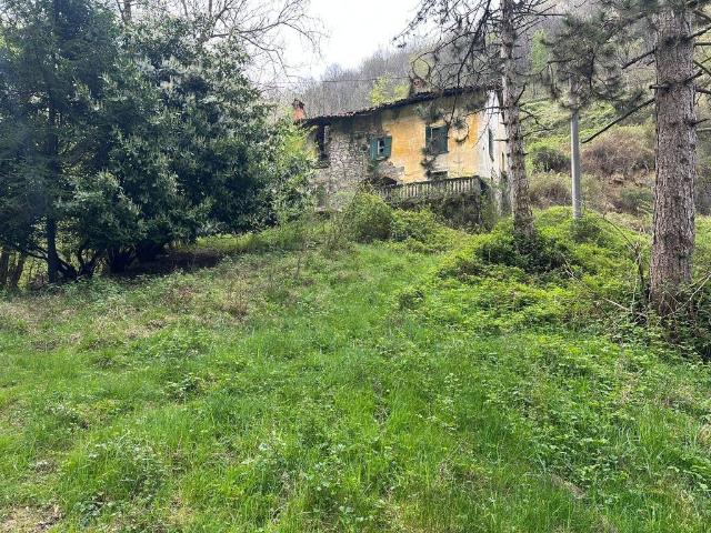 Rustico in vendita a Cene, Lombardia