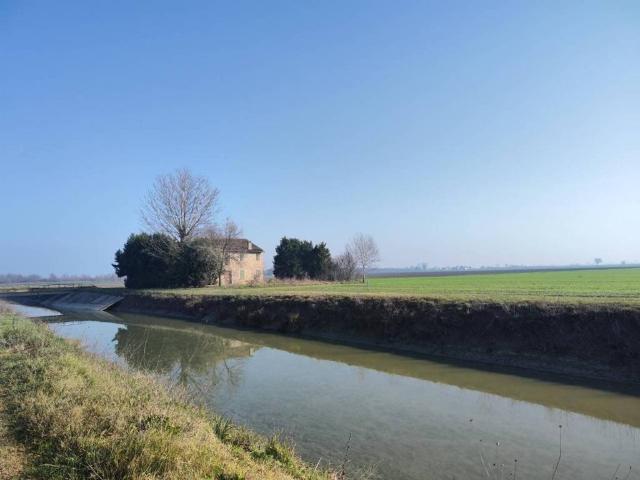 Rustico in vendita a Unione Alto Ferrarese, Cento