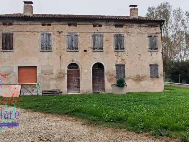 Rustico in vendita a Unione Alto Ferrarese, Cento