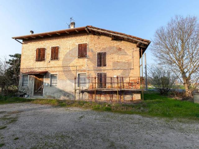 Rustico in vendita a Unione Alto Ferrarese, Cento
