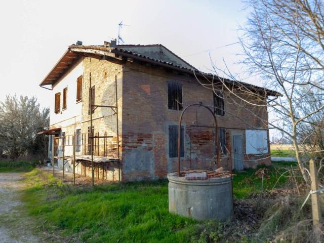 Rustico in vendita a Unione Alto Ferrarese, Cento