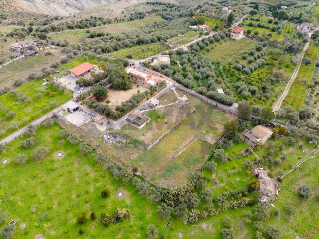 Rustico in vendita a Centuripe, Sicilia