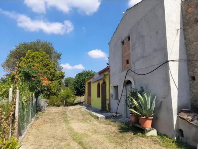 Rustico in vendita a San Giuliano Del Sannio, Molise