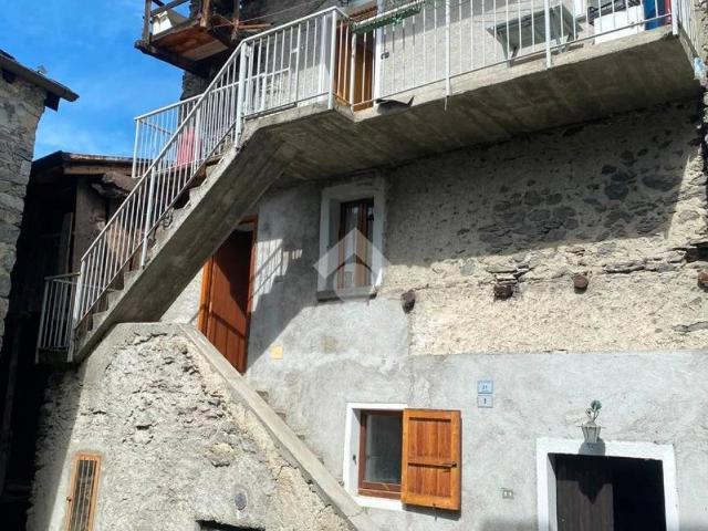 Rustico in vendita a Cercino, Lombardia