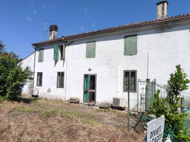 Rustico in vendita a Cerea, Veneto