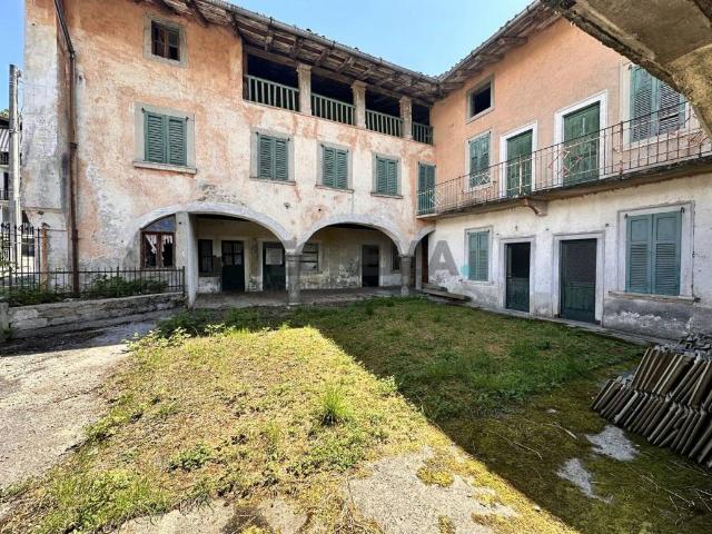 Rustico in vendita a Cerete, Lombardia