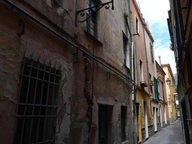 Rustico in vendita a Ceriale, Liguria