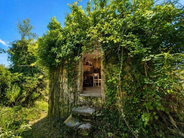 Rustico in vendita a Baiardo, Liguria