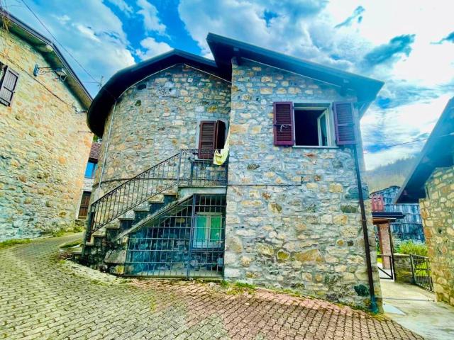 Rustico in vendita a Cerignale, Reggio Emilia