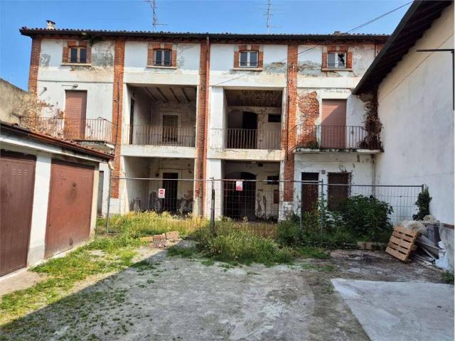 Rustico in vendita a Montesordo, Cermenate