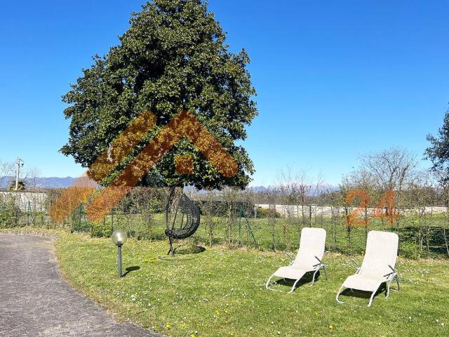 Villa Indipendente in vendita a Asnago di Cermenate, Cermenate