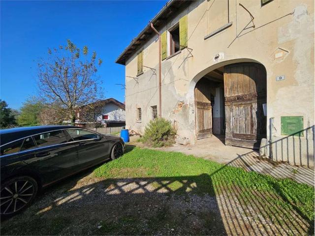 Rustico in vendita a Montesordo, Cermenate