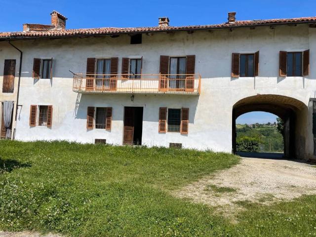 Rustico in vendita a Piemonte, Asti