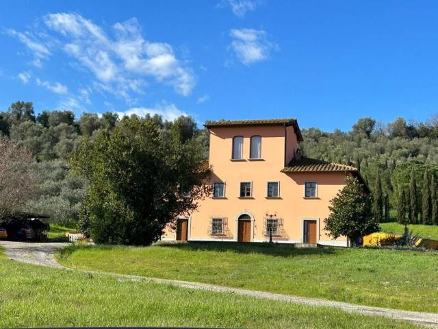 Rustico in vendita a Unione dei Comuni Circondario dell'Empolese Valdelsa, Cerreto Guidi
