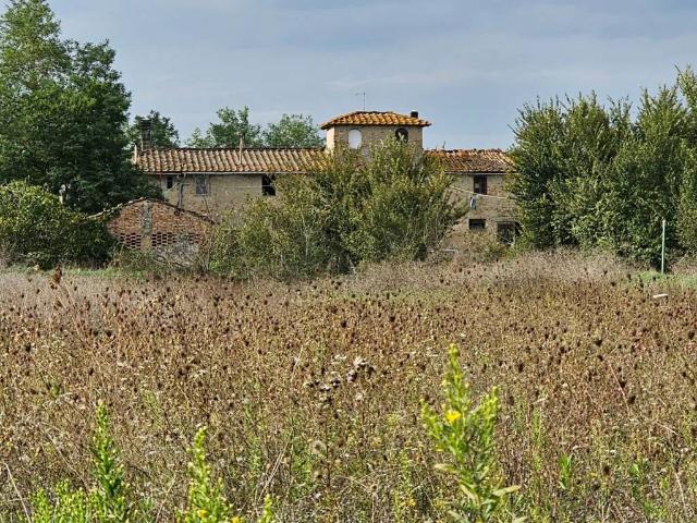 Rustico in vendita a Unione dei Comuni Circondario dell'Empolese Valdelsa, Lucardo