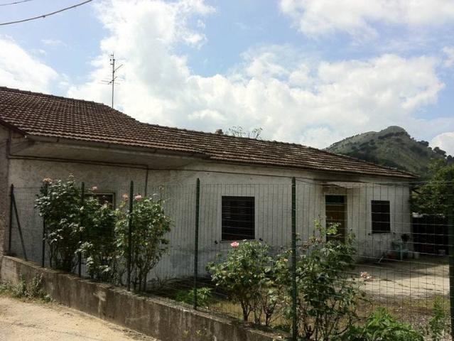 Rustico in vendita a Le Pastenelle, Cervaro