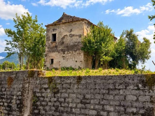Rustico in vendita a Cervaro, Frosinone