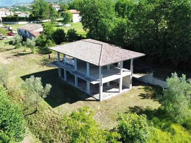 Rustico in vendita a Le Pastenelle, Cervaro