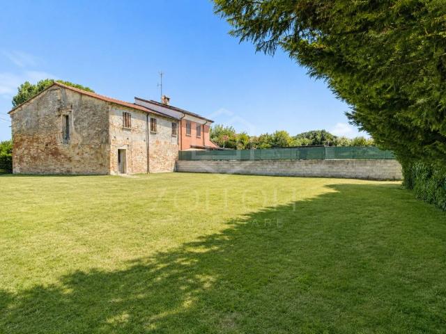 Rustico in vendita a Cervia, Reggio Emilia