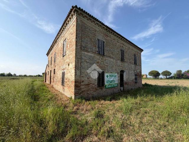 Rustico in vendita a Castiglione di Cervia, Cervia