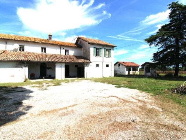 Rustico in vendita a Unione dei comuni Valle del Savio, Cesenà