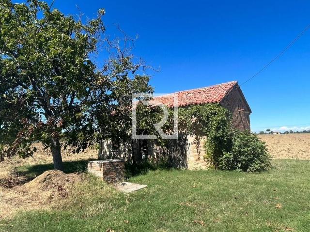Rustico in vendita a Unione dei comuni Valle del Savio, Cesenà