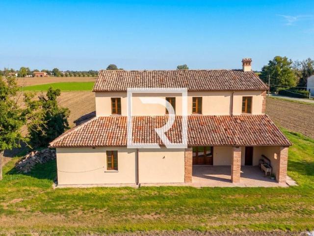Rustico in vendita a Unione dei comuni Valle del Savio, Cesenà