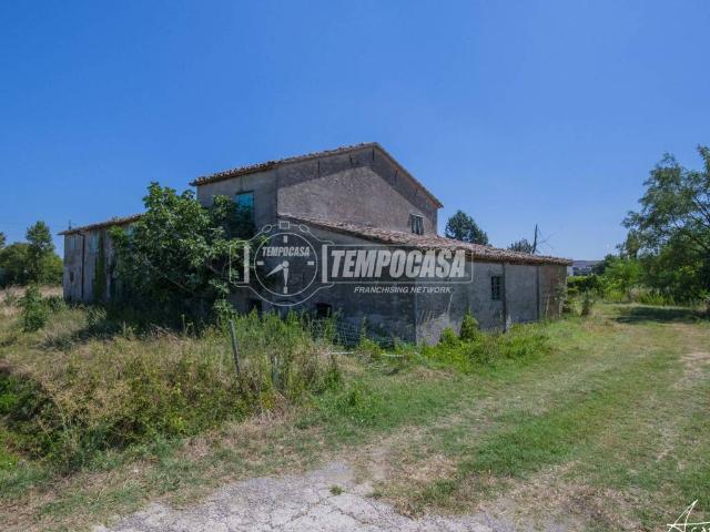 Rustico in vendita a Unione dei comuni Valle del Savio, Cesenà