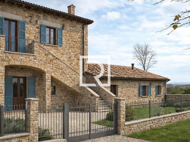 Rustico in vendita a Unione dei comuni Valle del Savio, Cesenà