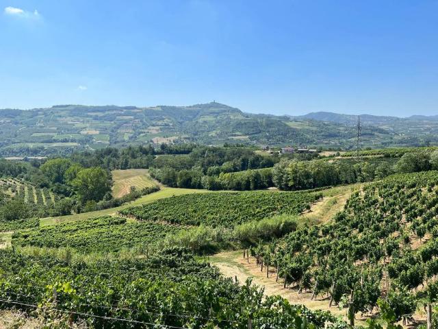 Rustico in vendita a Piemonte, Asti