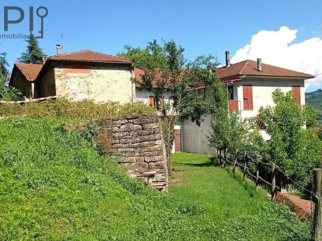Rustico in vendita a Piemonte, Asti