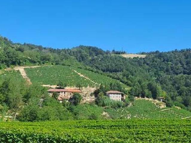 Rustico in vendita a Piemonte, Asti