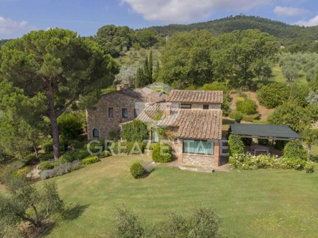 Rustico in vendita a Cetona, Toscana