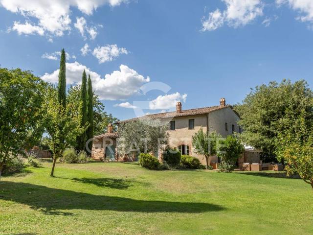 Rustico in vendita a Cetona, Toscana