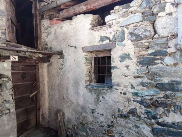 Rustico in vendita a Challand-Saint-Victor Capoluogo - Ville, Challand Saint Victor