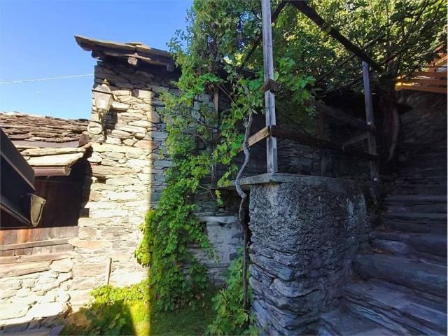 Rustico in vendita a Chambave, Aosta