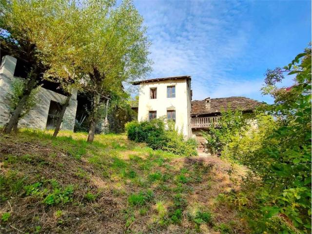 Rustico in vendita a Chambave, Aosta