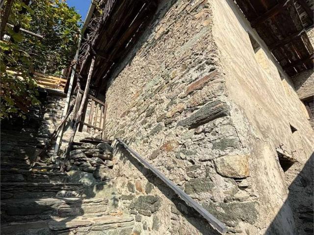 Rustico in vendita a Chambave, Aosta
