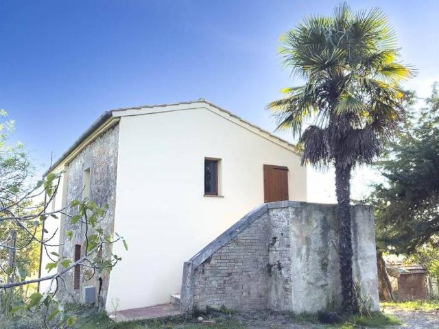 Rustico in vendita a Chianciano Terme, Toscana