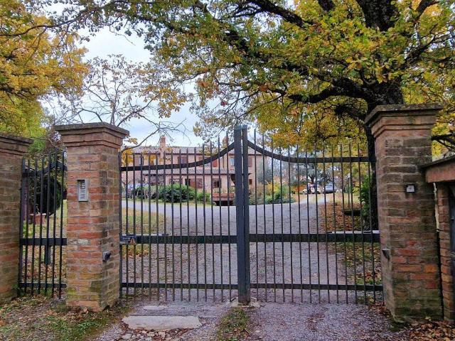 Rustico in vendita a Chianciano Terme, Toscana
