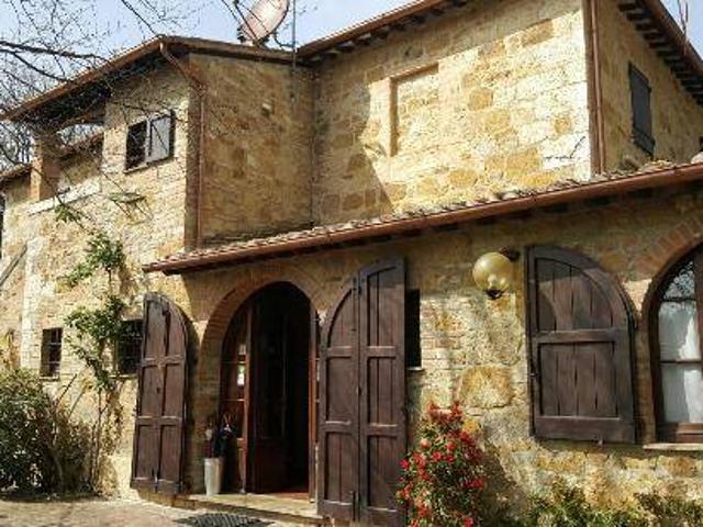 Rustico in vendita a Chianciano Terme, Siena