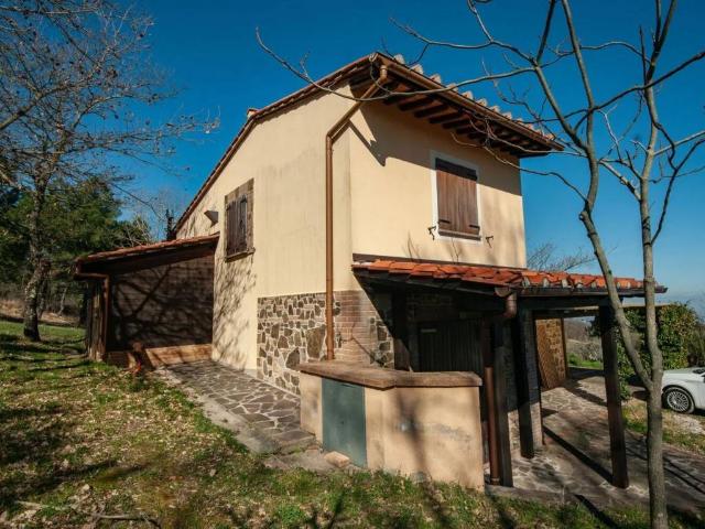 Rustico in vendita a La Pieve, Chianni