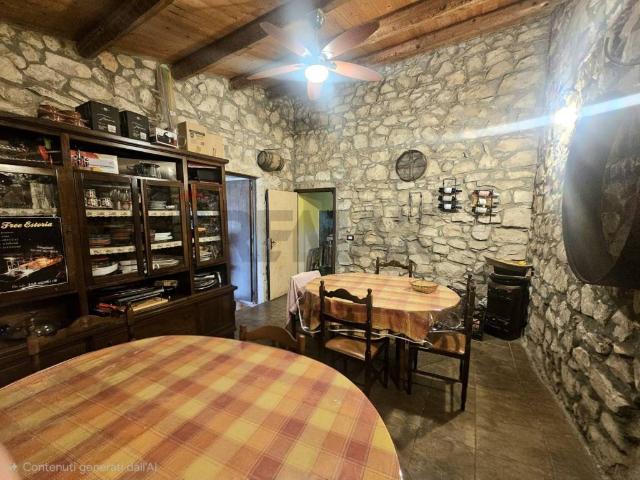 Rustico in vendita a Chiaramonte Gulfi, Sicilia